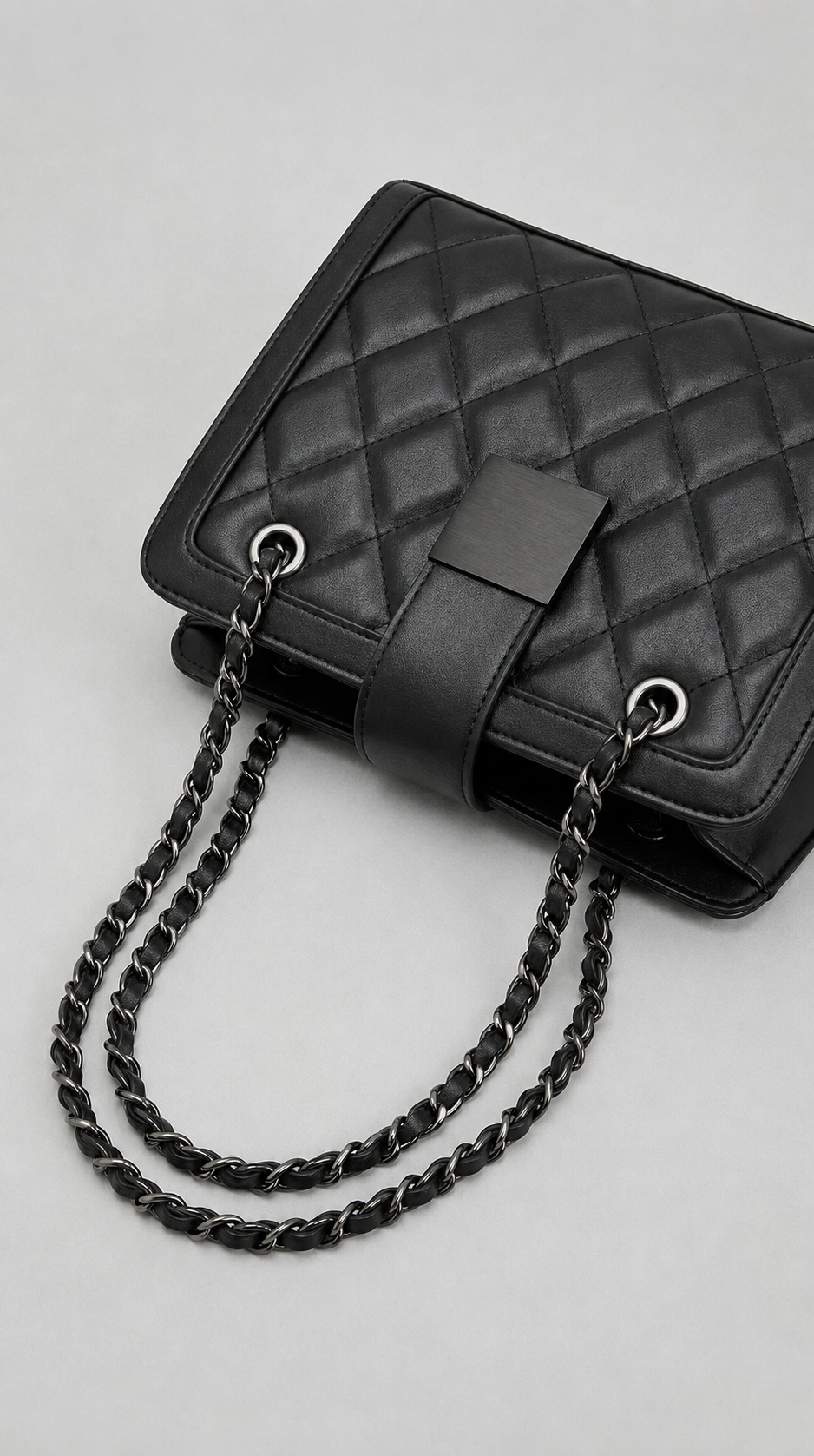 Vivienne Quilted Shoulder Bag